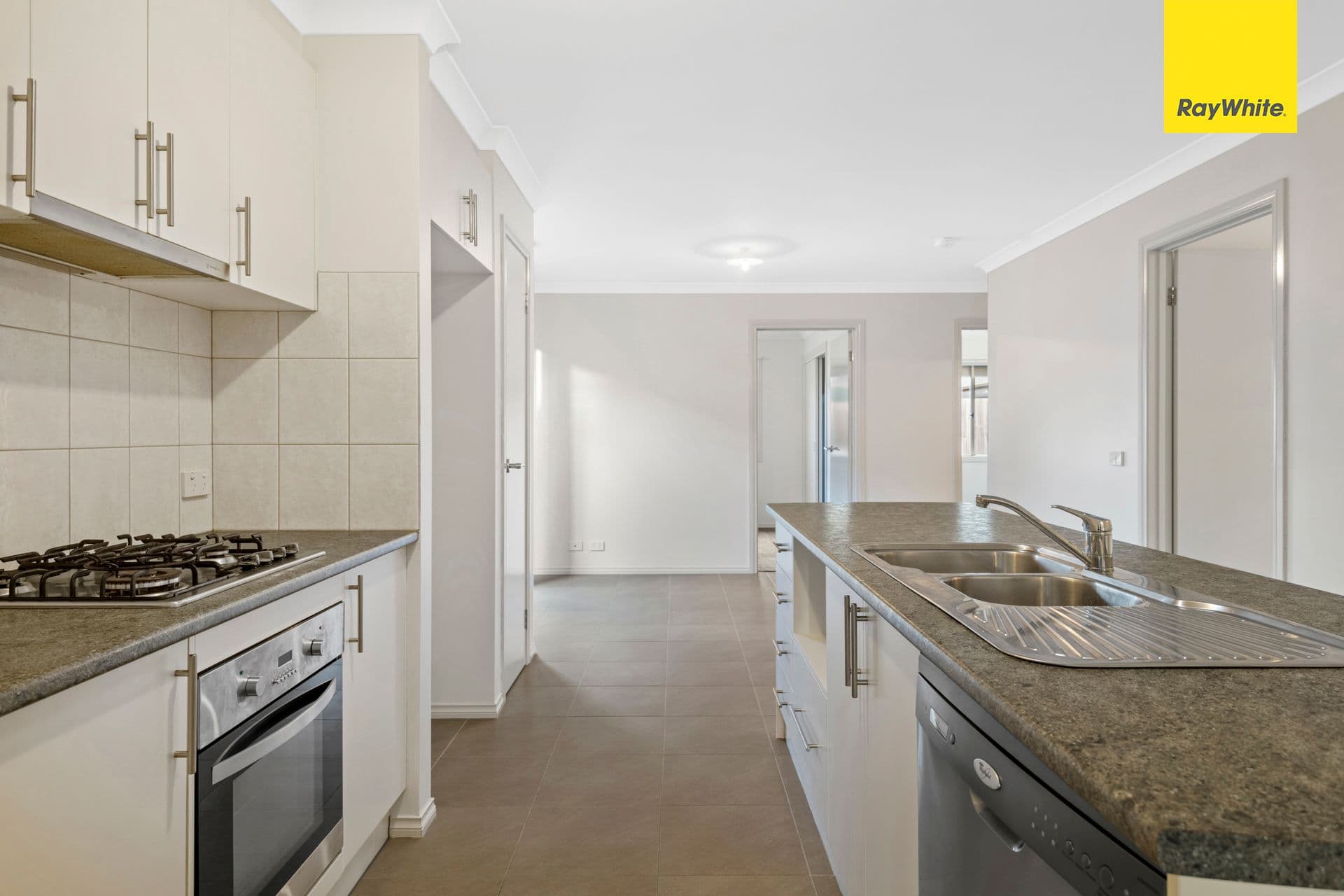 8 Hall Mark Place, Kurunjang VIC 3337, Kurunjang - Thumbnail 6