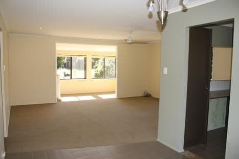7 SIERRA Drive, NORTH TAMBORINE QLD 4272, North Tamborine - Thumbnail 4