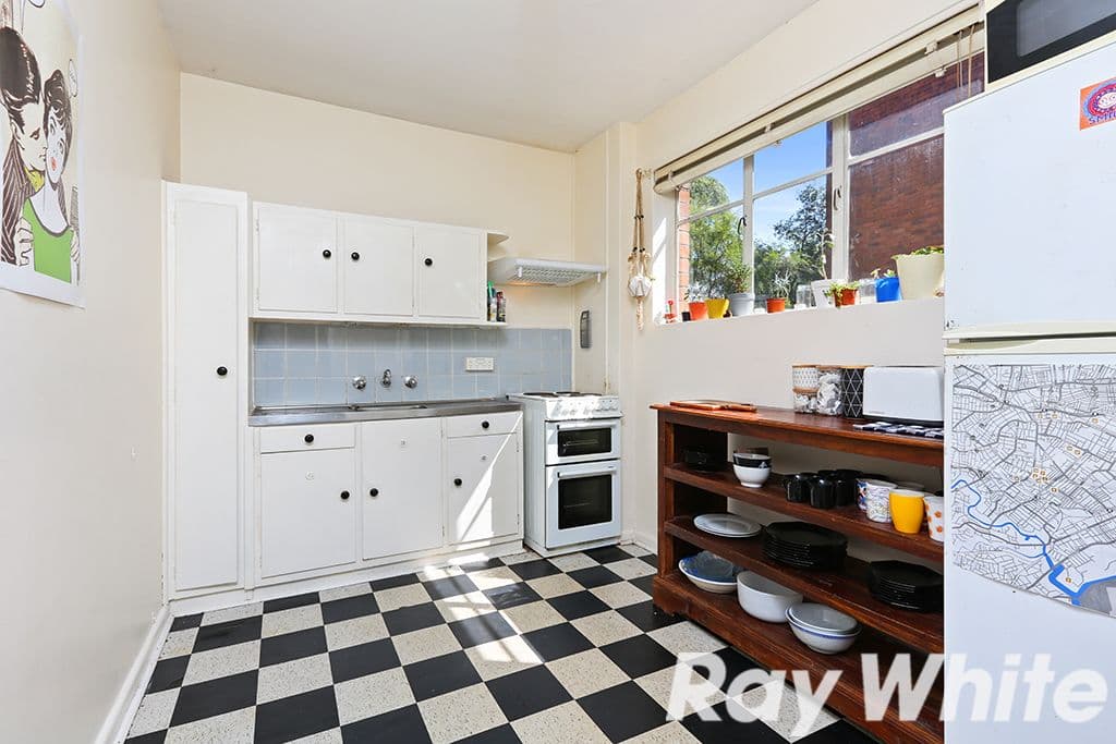 18a Ewart Street, Marrickville NSW 2204, Marrickville - Thumbnail 5