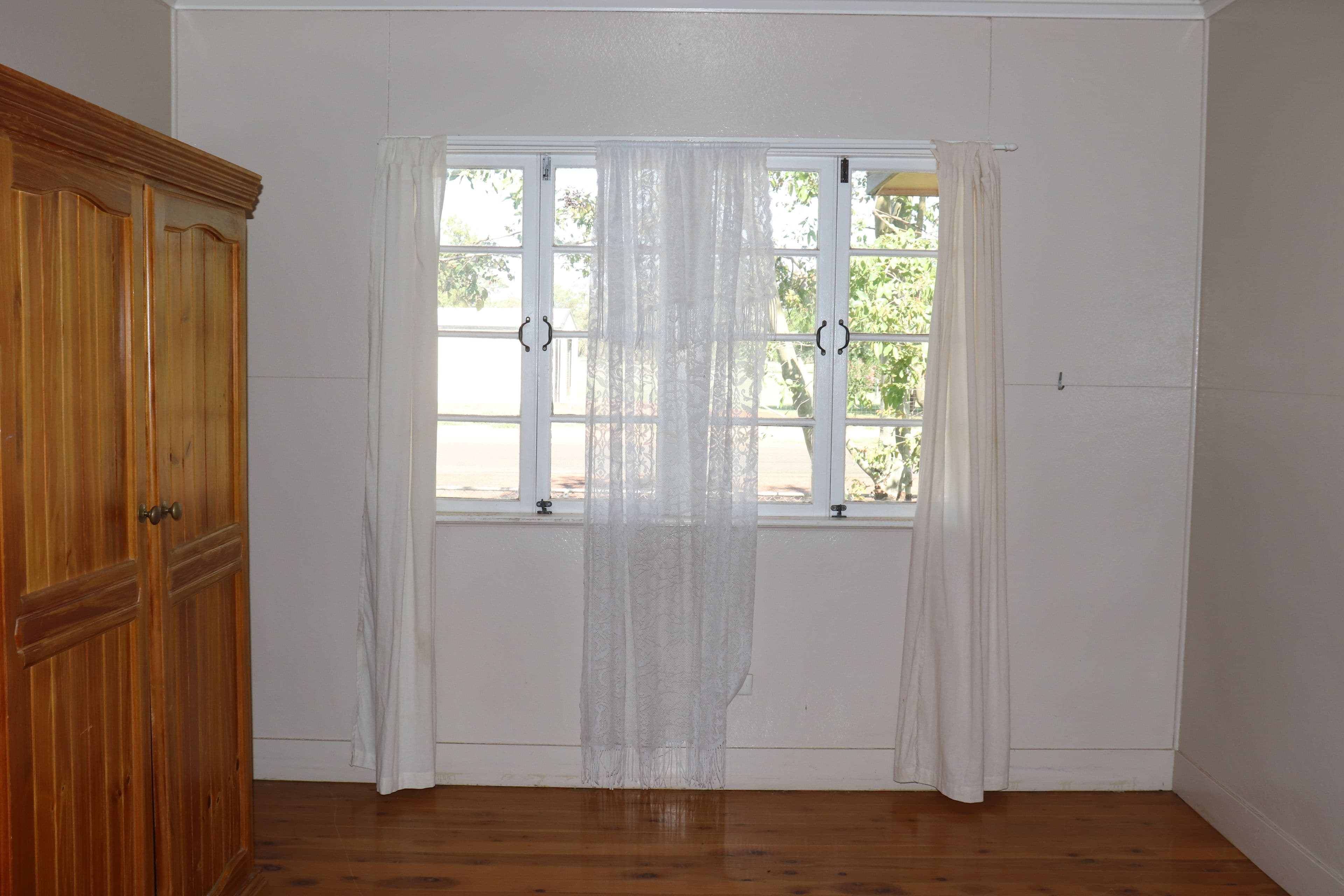1 Coronation Street, Charleville QLD 4470, Charleville - Thumbnail 5
