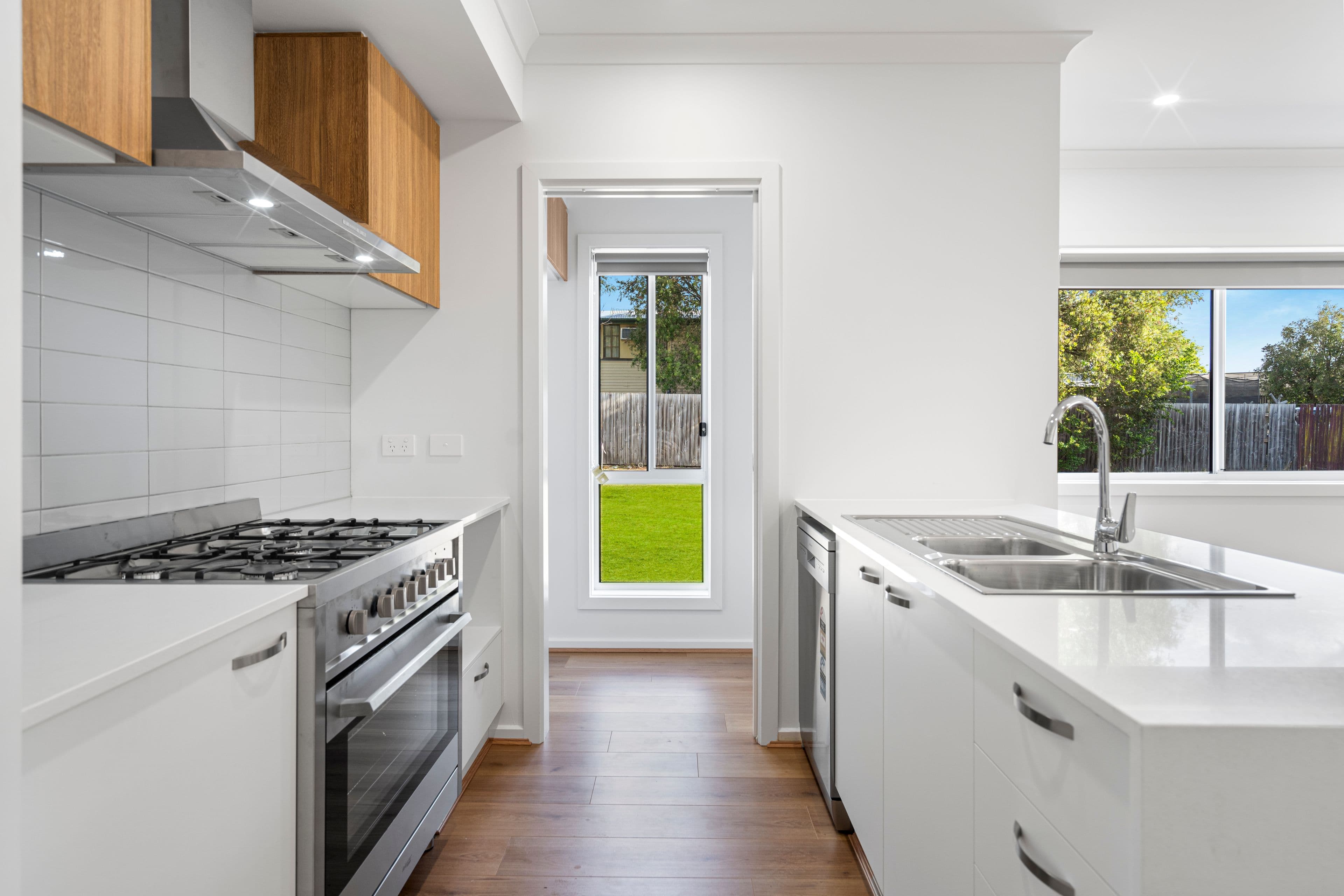 61 Wildey Street, Raceview QLD 4305, Raceview - Thumbnail 2