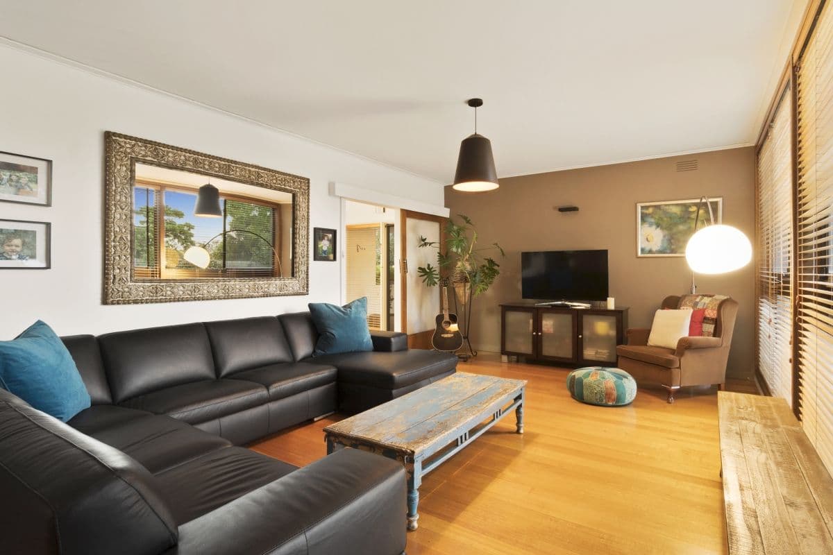 15 Tyrone Street, Werribee VIC 3030, Werribee - Thumbnail 8