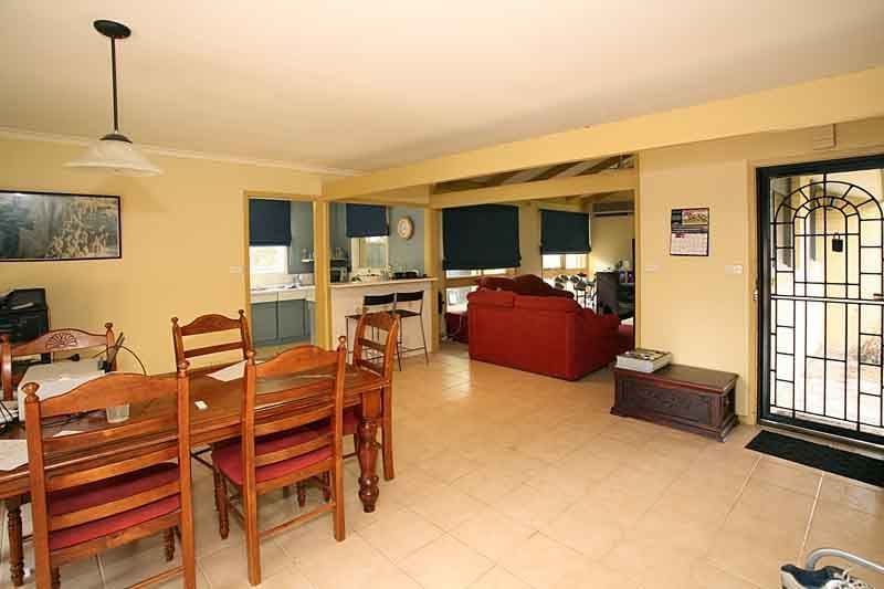 21 Rivett Crescent, MULGRAVE VIC 3170, Mulgrave - Thumbnail 4