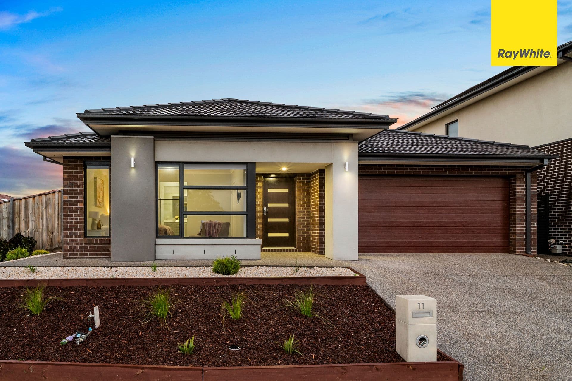 11 Exmouth Street, THORNHILL PARK VIC 3335, Thornhill Park - Thumbnail 2