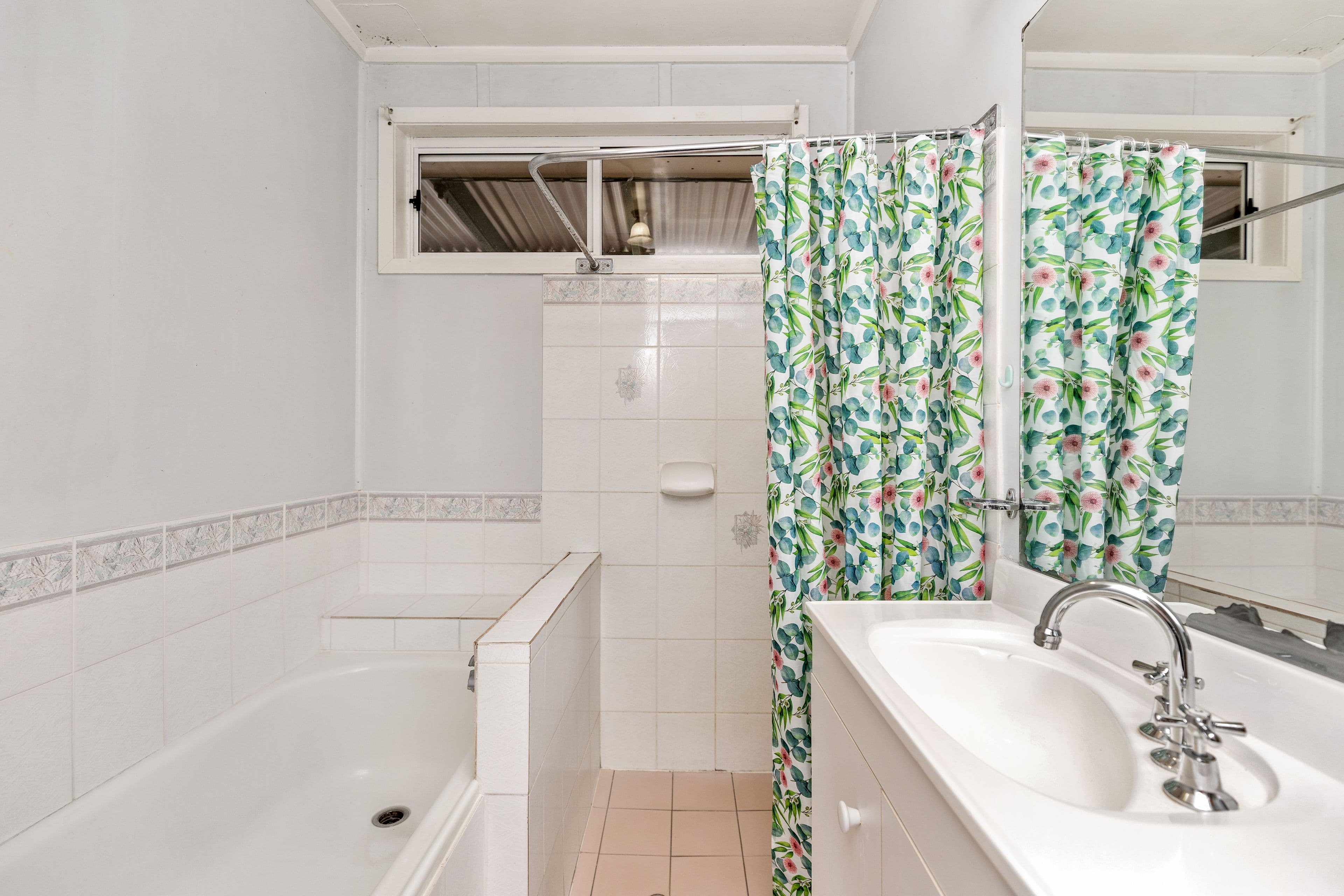 22 Jack Avenue, Mount Austin NSW 2650, Mount Austin - Thumbnail 8