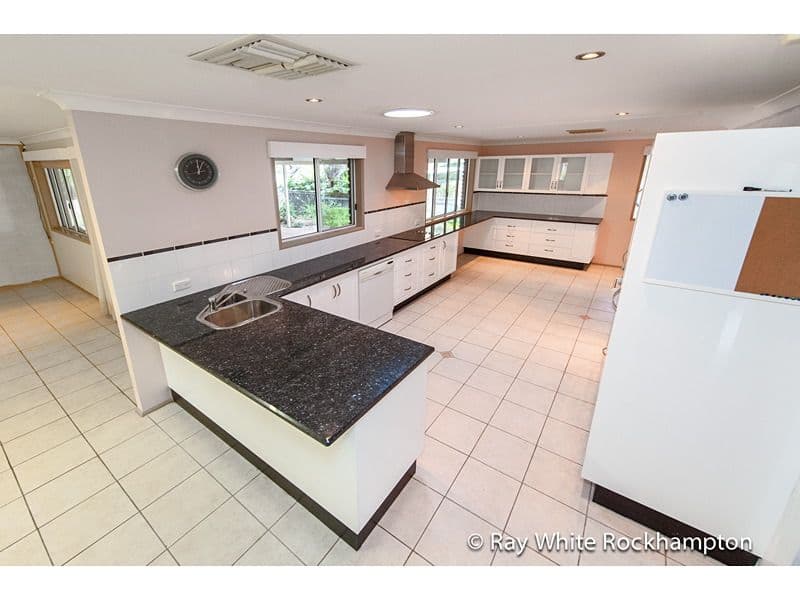 103 Emmerson Drive, GLENLEE QLD 4711, Glenlee - Thumbnail 7