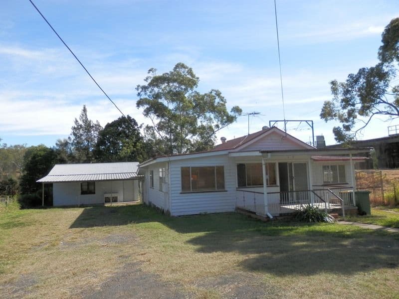 22 Gladstone Road, SADLIERS CROSSING QLD 4305, Sadliers Crossing - Thumbnail 2