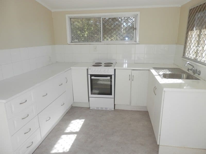 22 Gladstone Road, SADLIERS CROSSING QLD 4305, Sadliers Crossing - Thumbnail 6