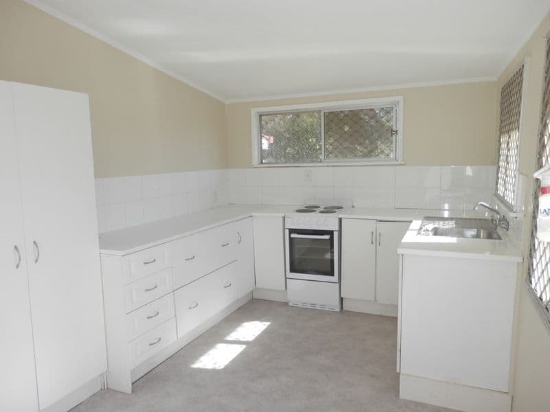 22 Gladstone Road, SADLIERS CROSSING QLD 4305, Sadliers Crossing - Thumbnail 7