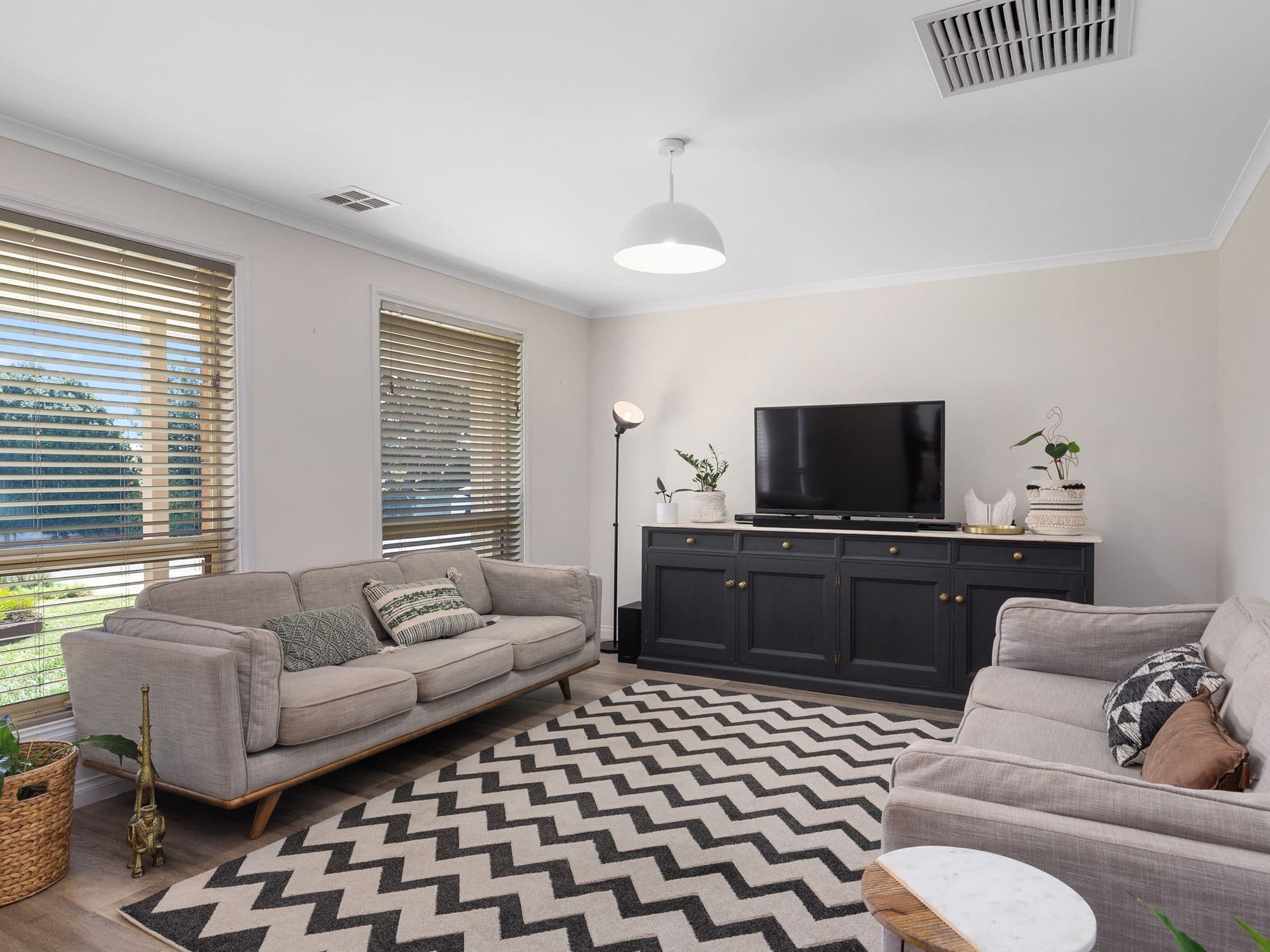 17 Oakford Crescent, Happy Valley SA 5159, Happy Valley - Thumbnail 3
