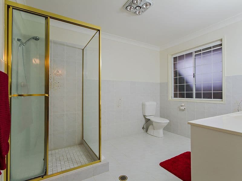 7 Bon Aire Court, CLEAR ISLAND WATERS QLD 4226, Clear Island Waters - Thumbnail 6