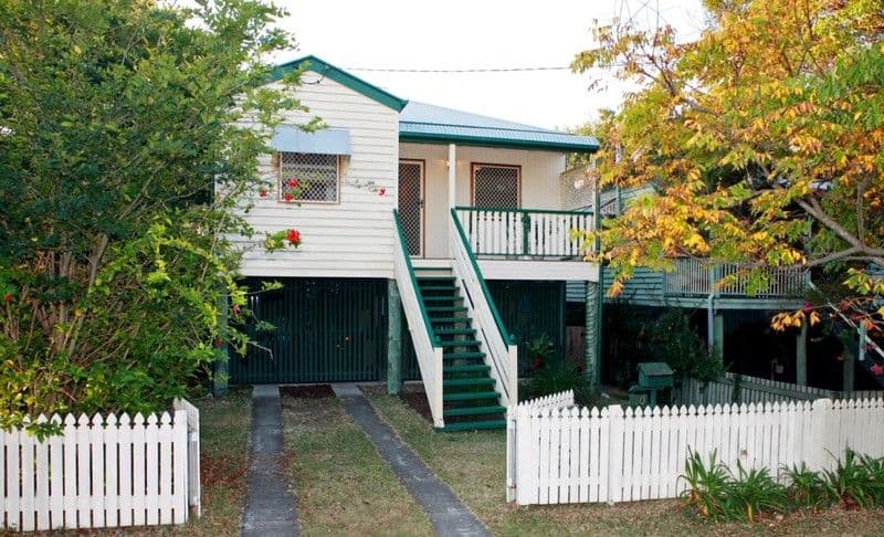 30 Deviney Street, MORNINGSIDE QLD 4170, Morningside - Image 1