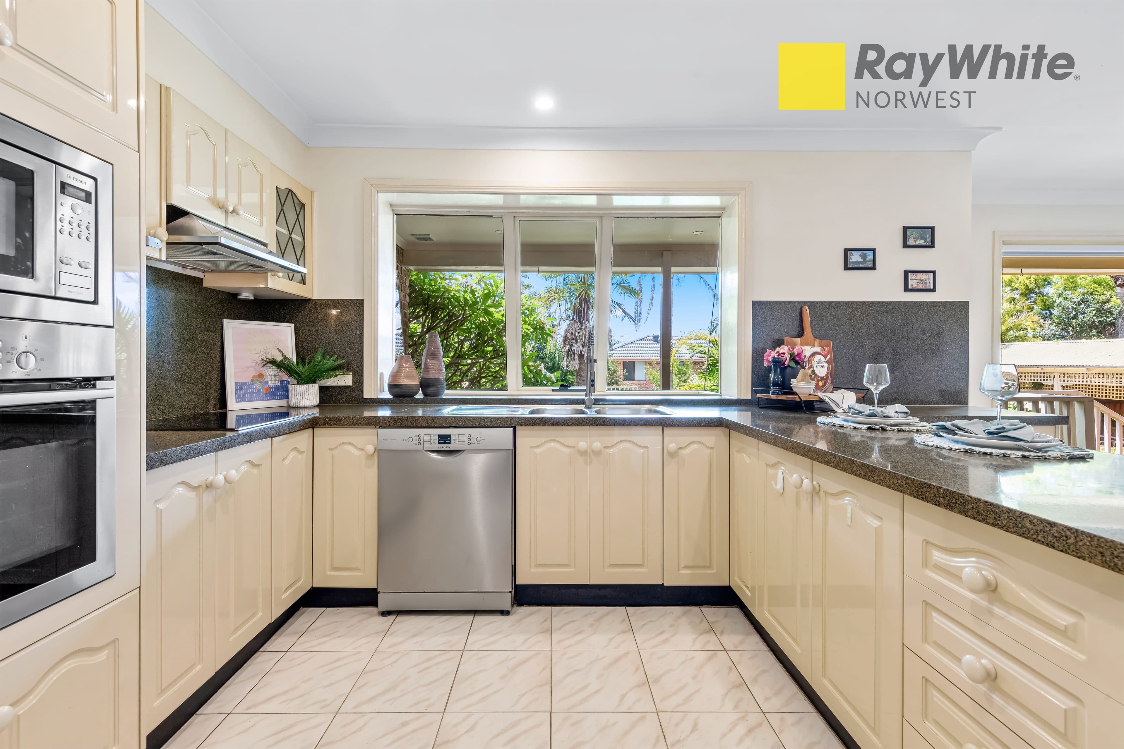 6 Sanctuary Close, Cherrybrook NSW 2126, Cherrybrook - Thumbnail 5