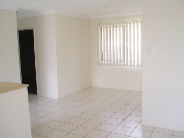63 Estuary Parade, DOUGLAS QLD 4814, Douglas - Thumbnail 3
