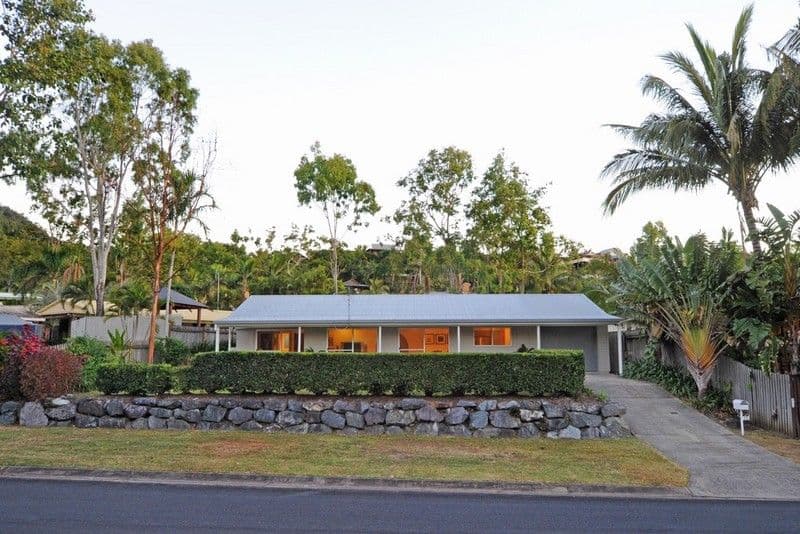 32 Tropic Road, CANNONVALE QLD 4802, Cannonvale - Thumbnail 5