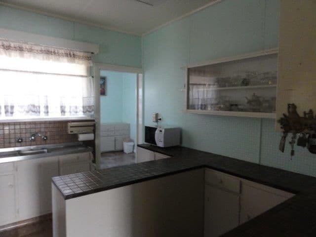 527 Fisher Street, BROKEN HILL NSW 2880, Broken Hill - Thumbnail 6