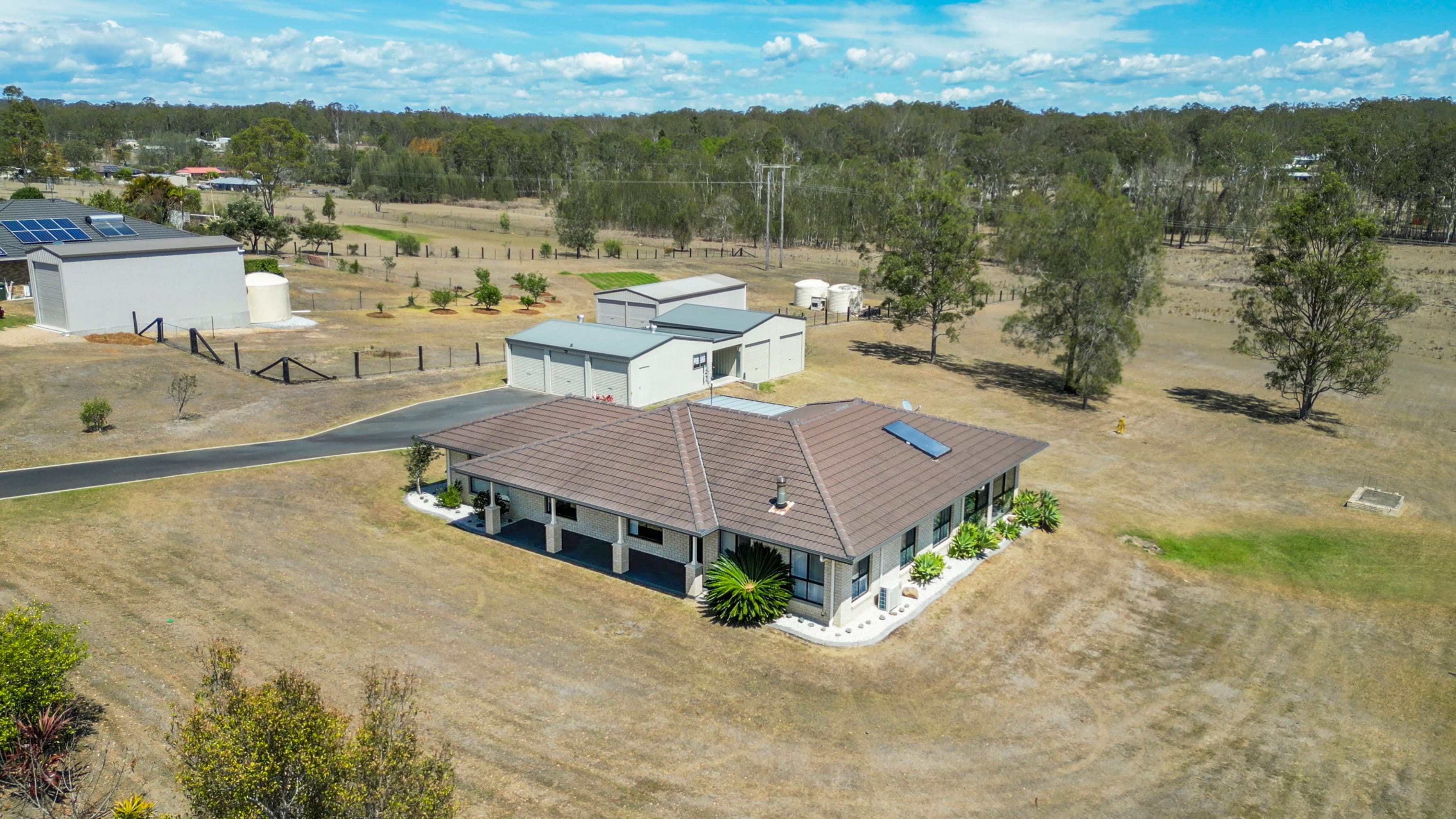 23 Grevillia Drive, Waterview Heights - Thumbnail 3
