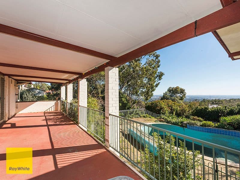 65 Nelson Crescent, Lesmurdie WA 6076, Lesmurdie - Thumbnail 2