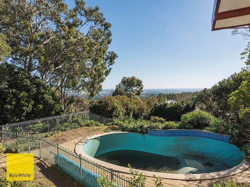 65 Nelson Crescent, Lesmurdie WA 6076, Lesmurdie - Thumbnail 3