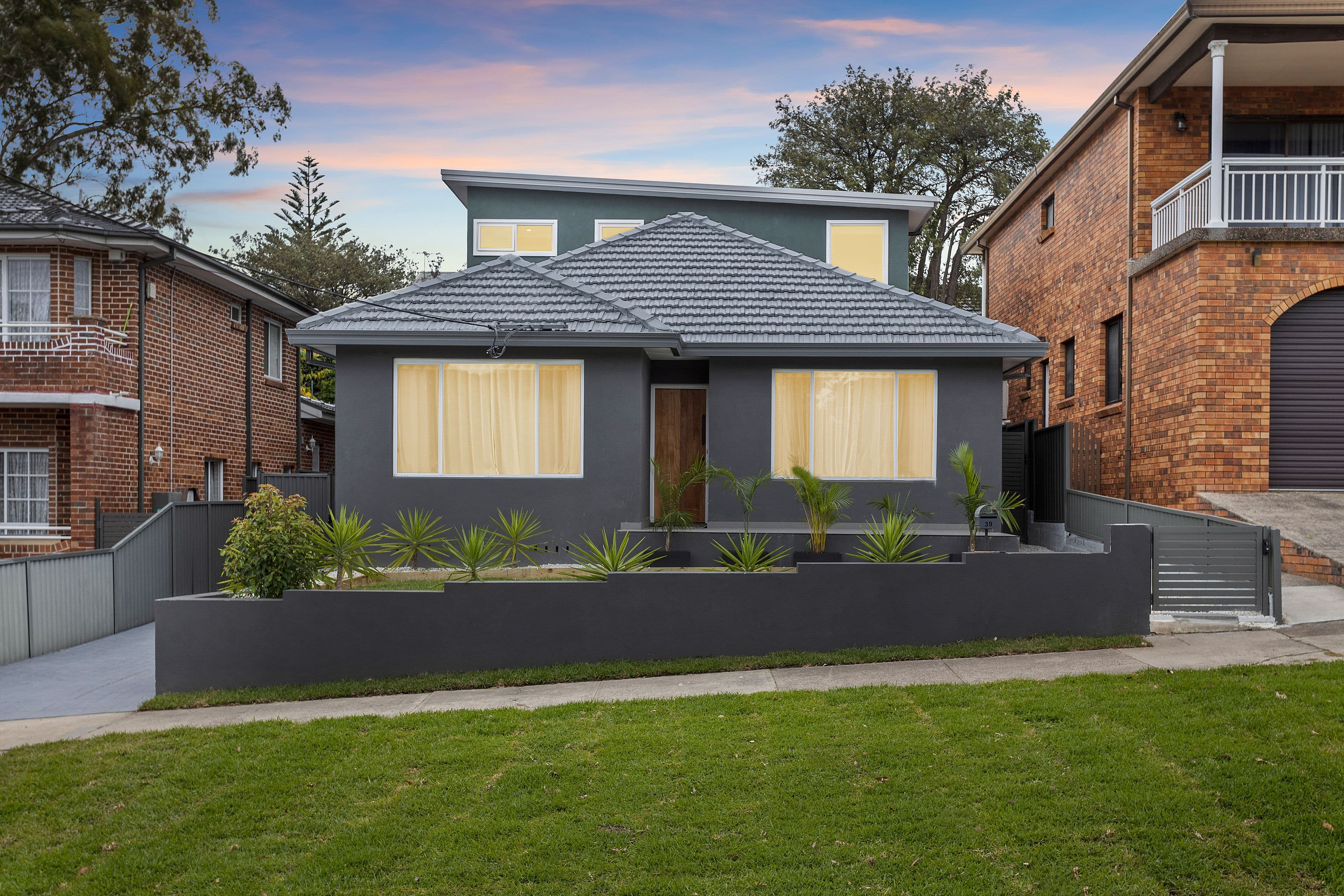 39 Canonbury Grove, Bexley North NSW 2207, Bexley North - Thumbnail 2