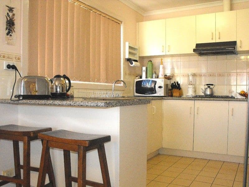 UNIT2/29 JONES ROAD, Carina Heights, QLD, 4152, Carina Heights - Thumbnail 2