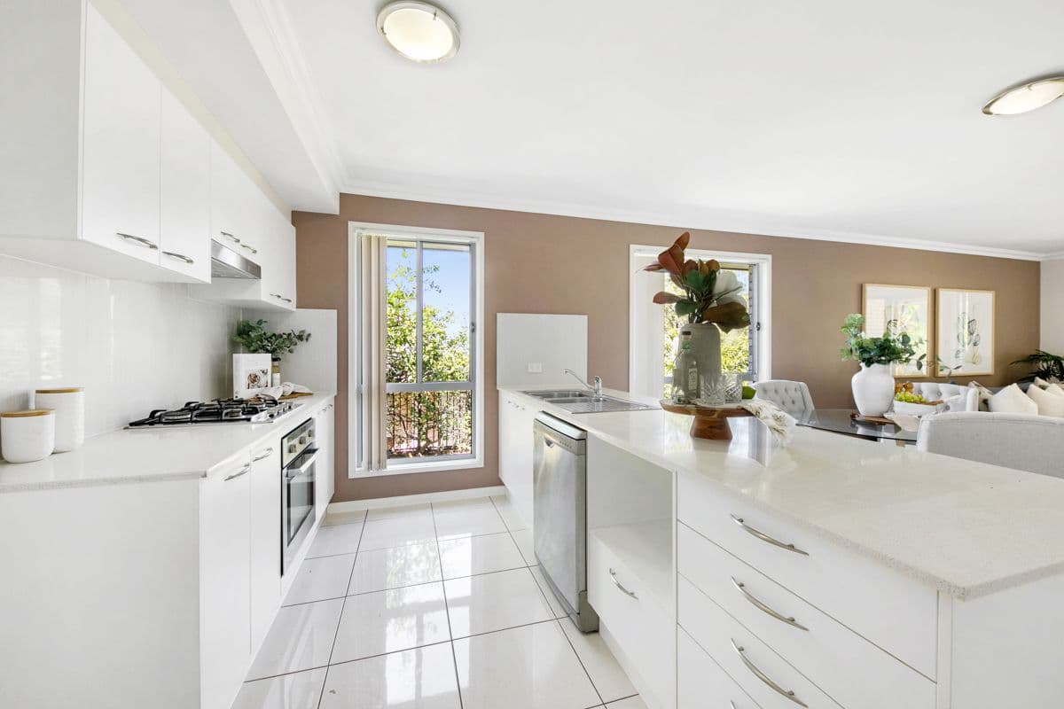 65 Sawmill Circuit, Riverhills QLD 4074, Riverhills - Thumbnail 4