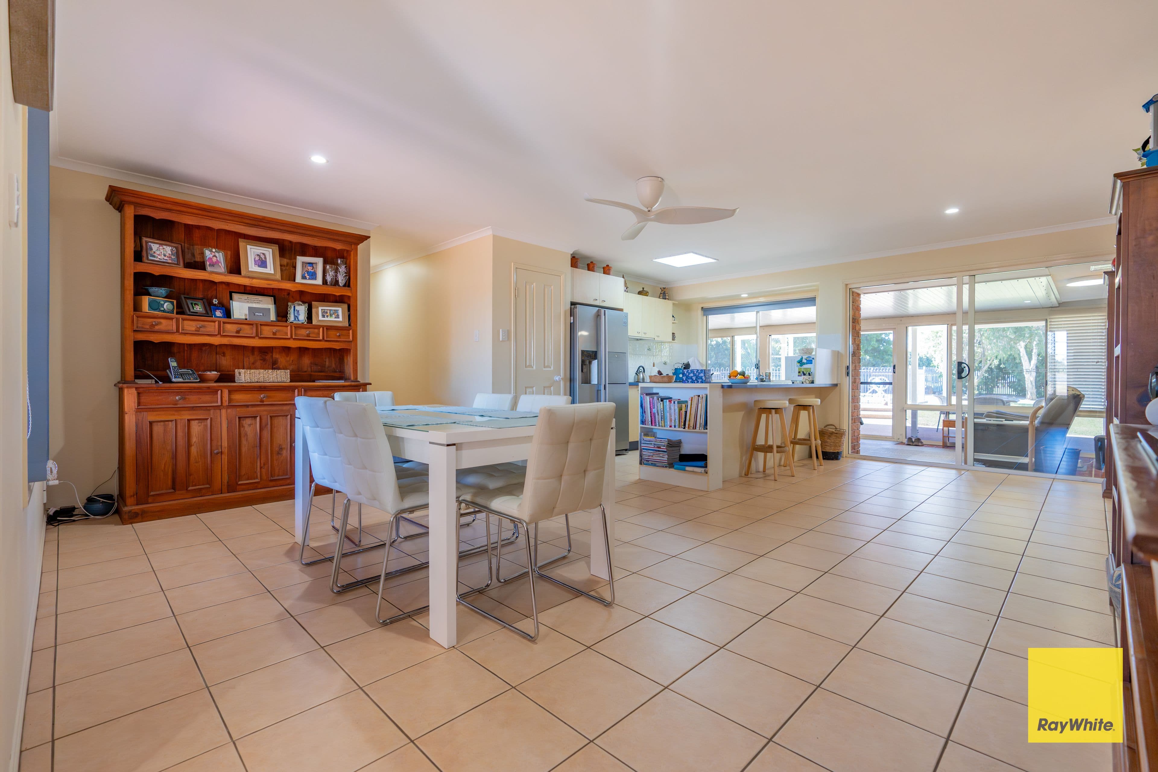 10 Coral Cove Drive, Coral Cove QLD 4670, Coral Cove - Thumbnail 8
