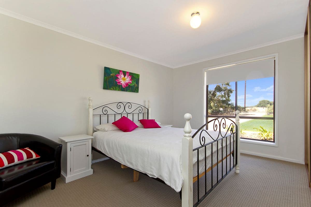 39 Williams Road, Two Wells SA 5501, Two Wells - Thumbnail 2