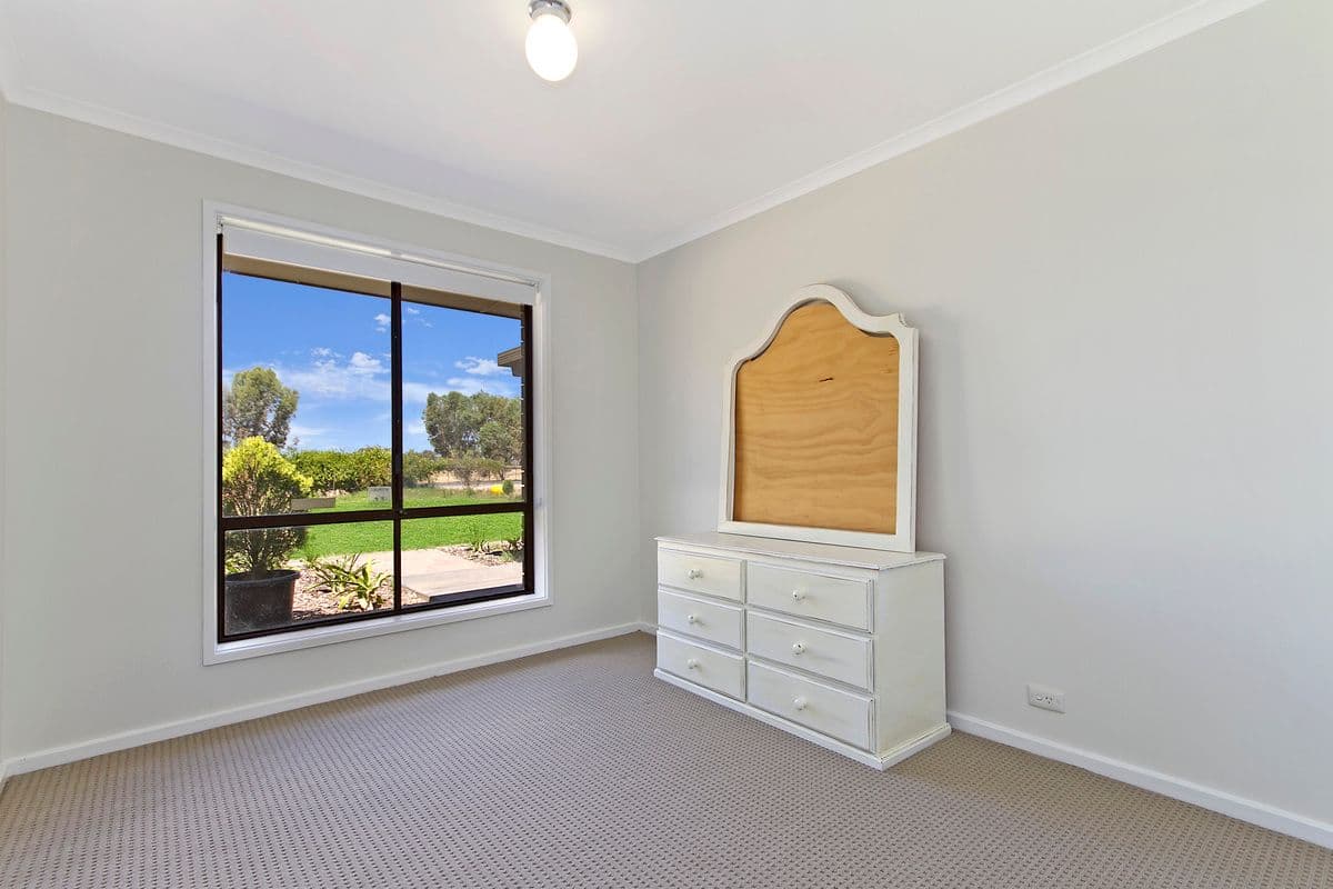39 Williams Road, Two Wells SA 5501, Two Wells - Thumbnail 4