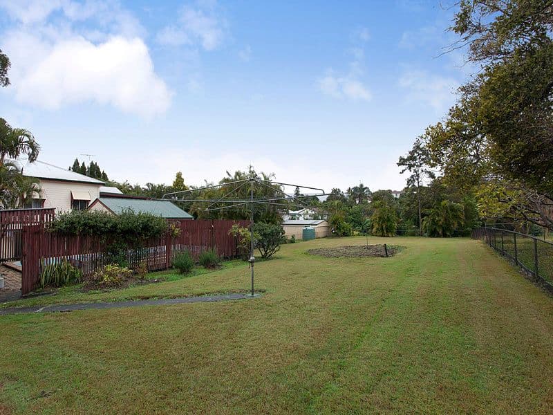 25 Pembroke Road, COORPAROO QLD 4151, Coorparoo - Thumbnail 4