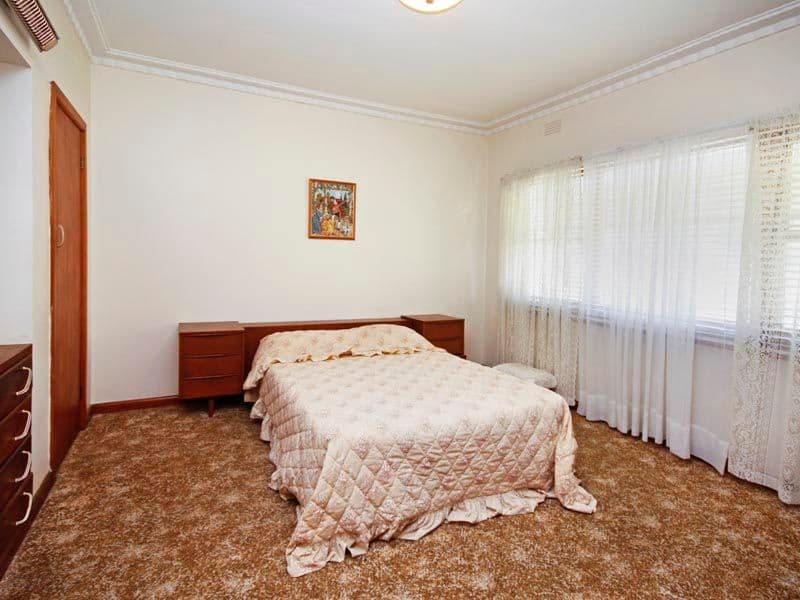25 Bayview Parade, HAMLYN HEIGHTS VIC 3215, Hamlyn Heights - Thumbnail 4