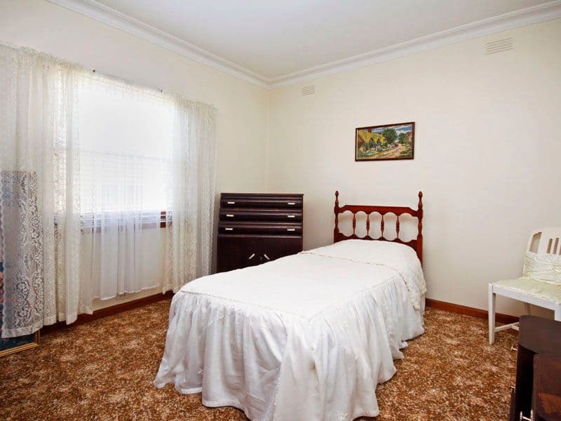 25 Bayview Parade, HAMLYN HEIGHTS VIC 3215, Hamlyn Heights - Thumbnail 5