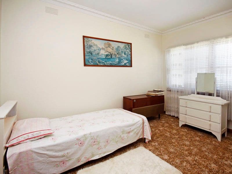 25 Bayview Parade, HAMLYN HEIGHTS VIC 3215, Hamlyn Heights - Thumbnail 6