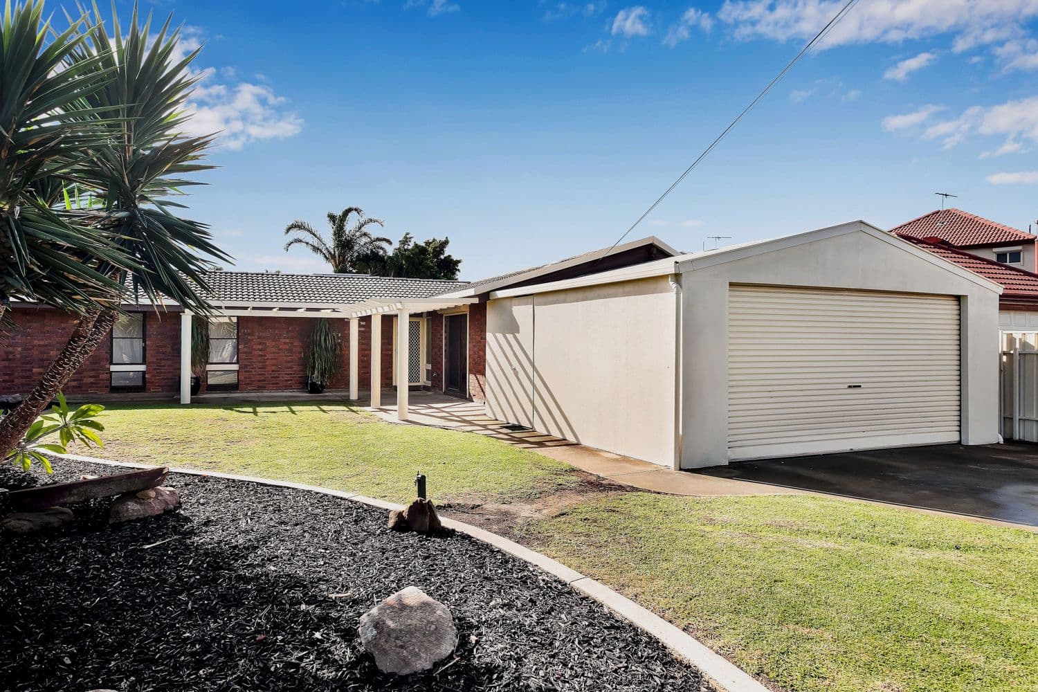 4 Charles Veale Drive, West Beach SA 5024, West Beach - Thumbnail 2