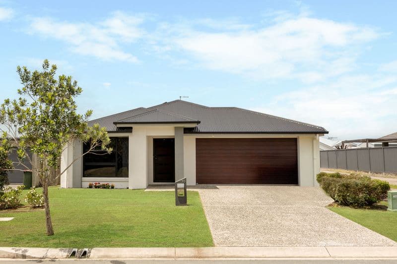 70 Creekview Court, Lawnton - Image 1