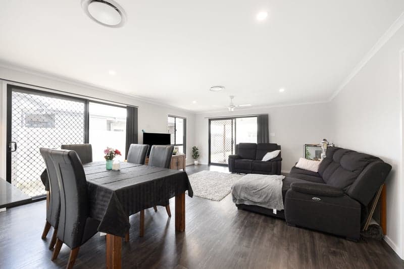 70 Creekview Court, Lawnton - Thumbnail 6