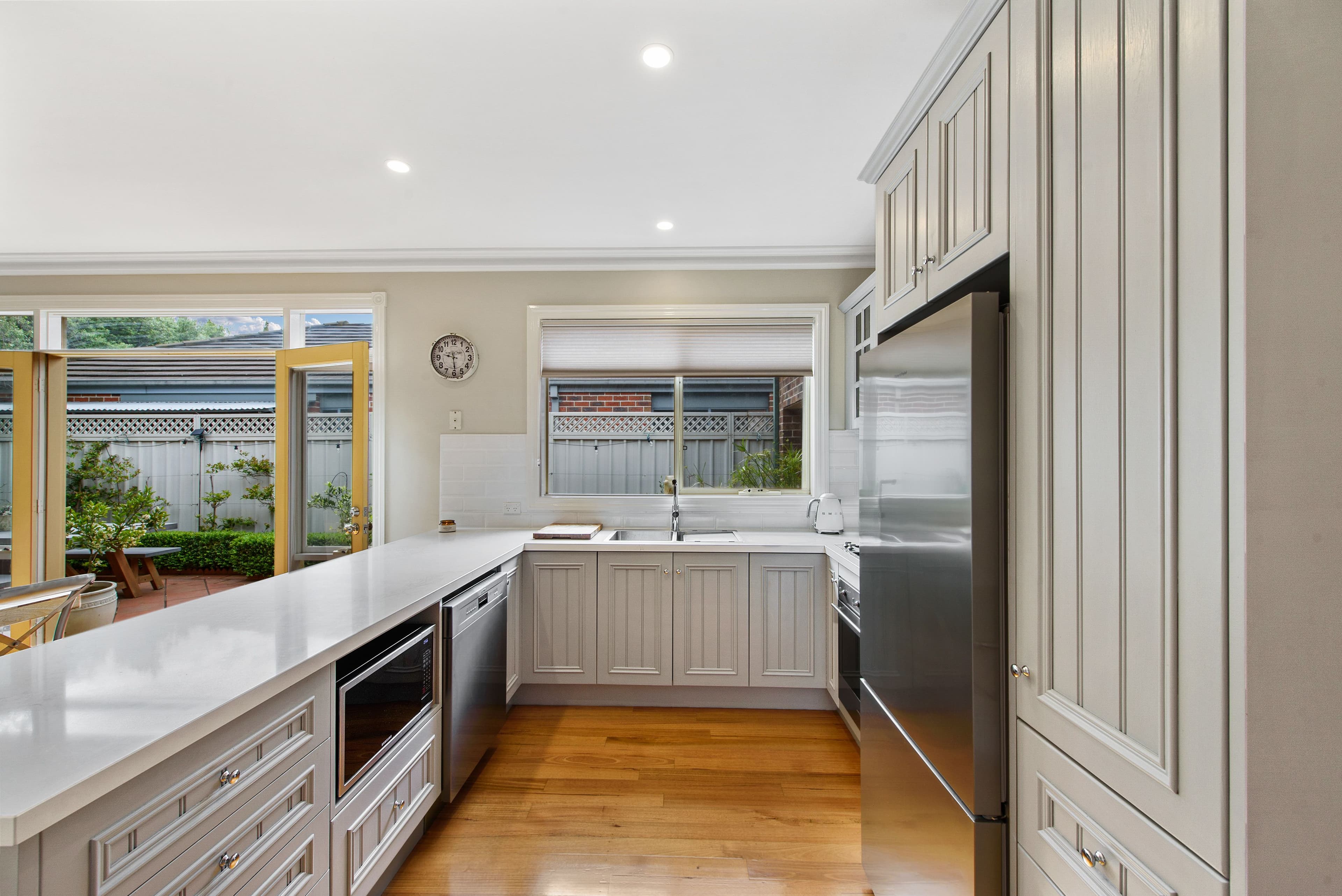 11 Mokoan Close, Caroline Springs VIC 3023, Caroline Springs - Thumbnail 2