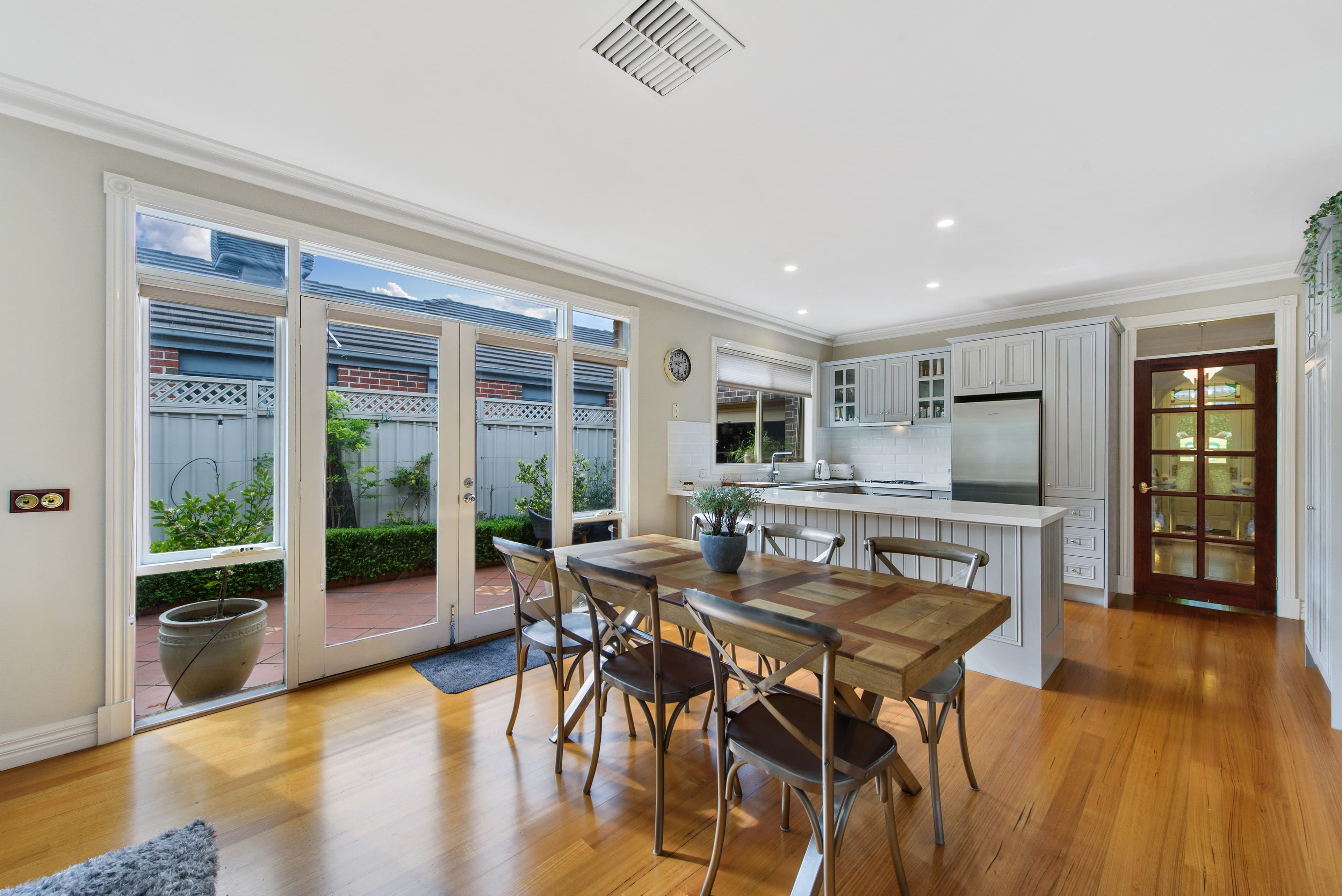 11 Mokoan Close, Caroline Springs VIC 3023, Caroline Springs - Thumbnail 4