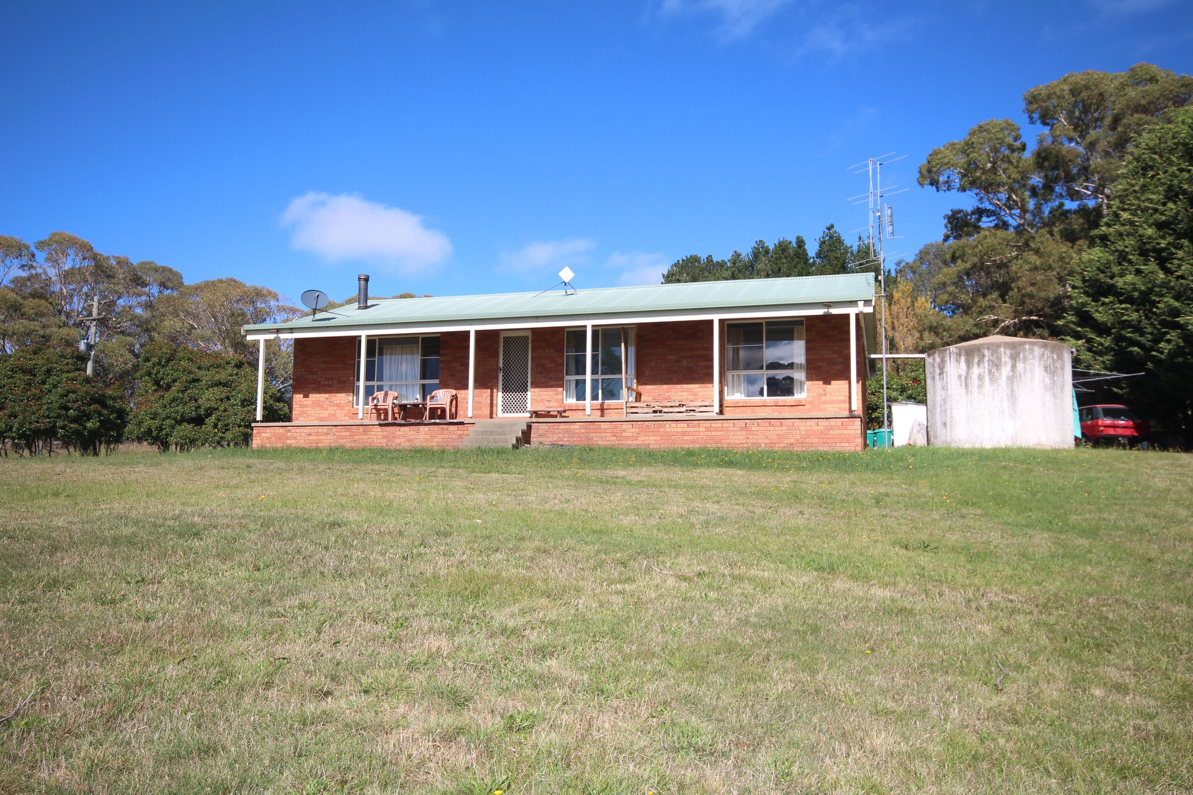 8 Butterfactory Lane, Oberon NSW 2787, Oberon - Image 1