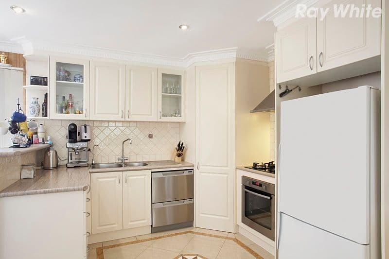 8 Sandala Court, Dandenong North VIC 3175, Dandenong North - Thumbnail 3