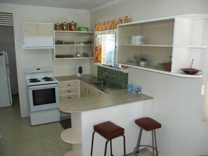 11 Braidwood Street, EVERTON PARK QLD 4053, Everton Park - Thumbnail 4