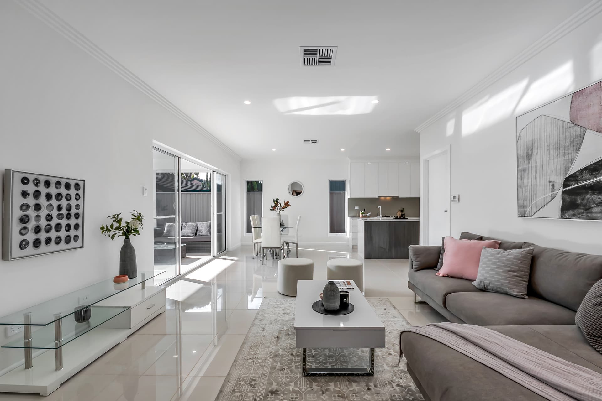 7a Avro Avenue, Albert Park - Thumbnail 2