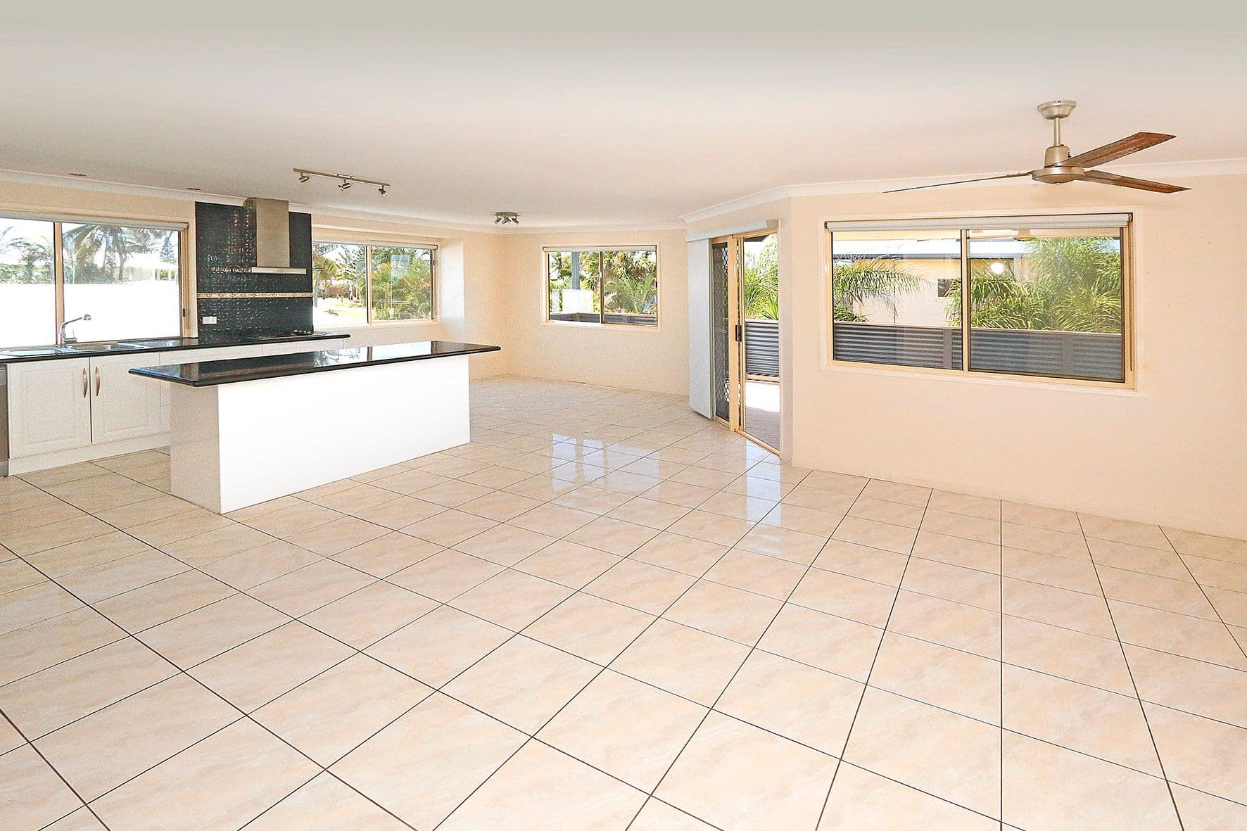 3 Mirrawena Avenue, Bangalee QLD 4703, Bangalee - Thumbnail 5