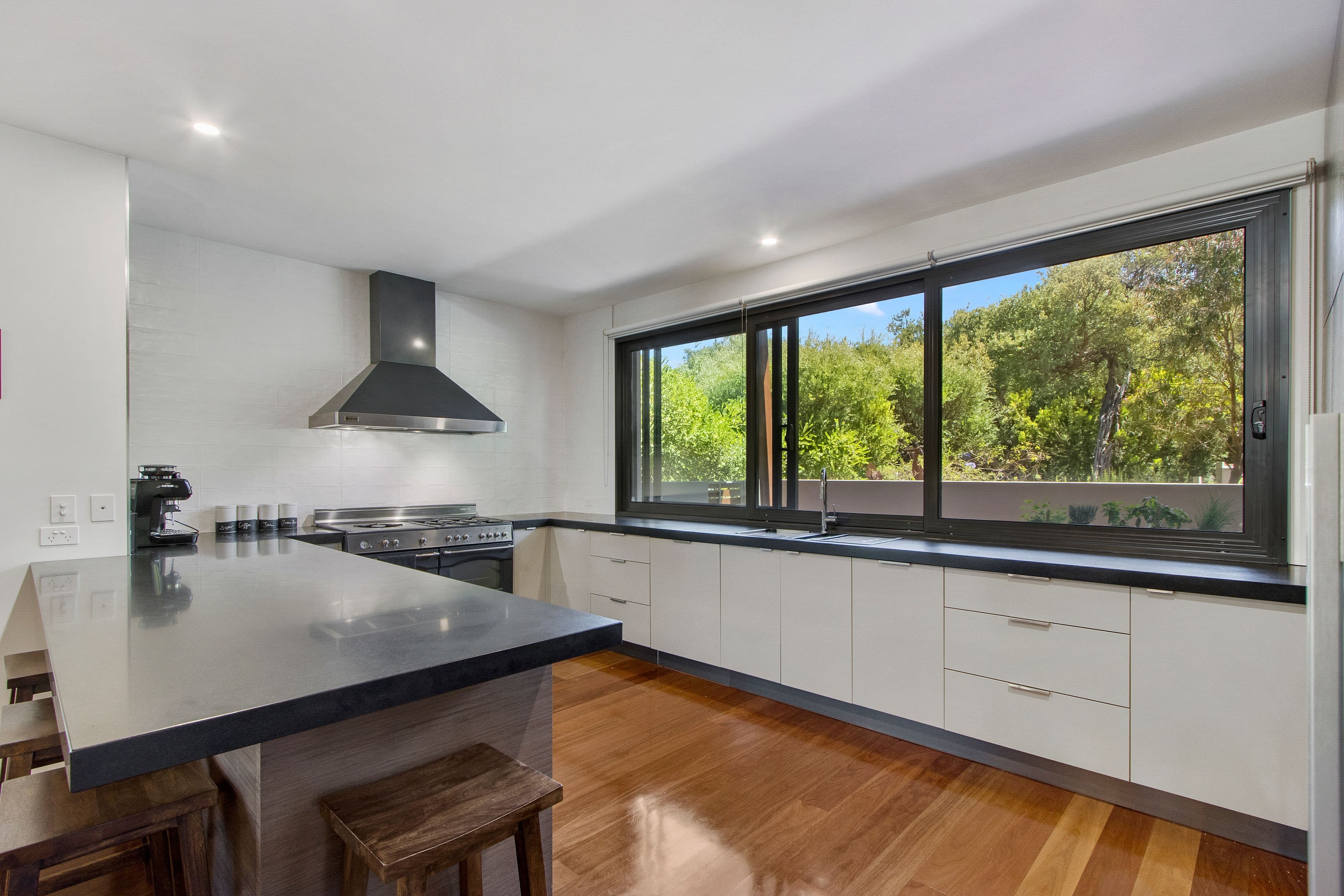 130 Lohr Avenue, Inverloch VIC 3996, Inverloch - Thumbnail 4