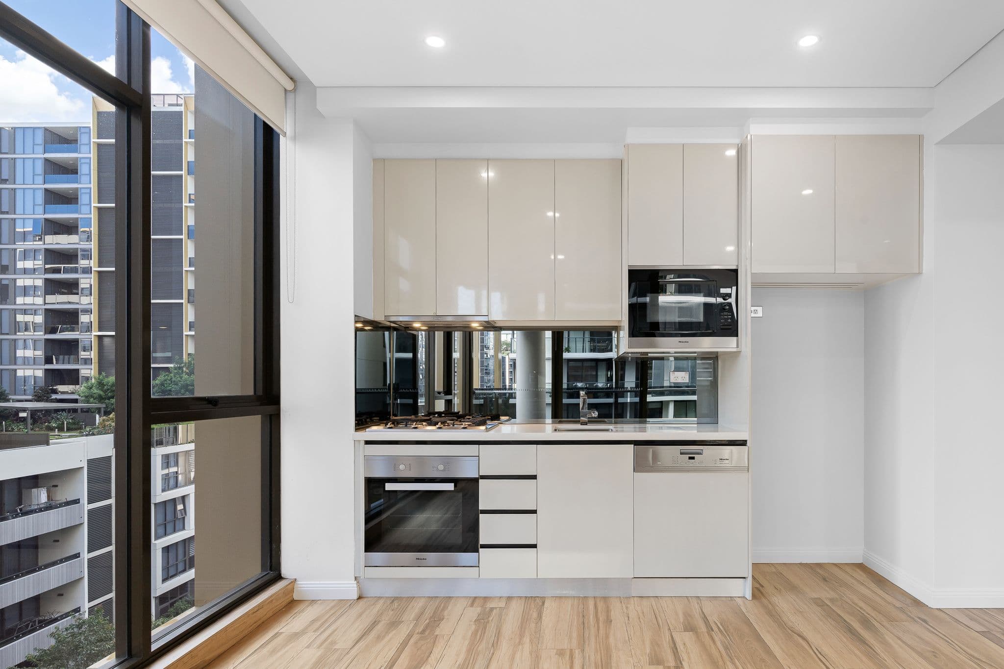 8 Galloway Street, Mascot NSW 2020, Mascot - Thumbnail 2