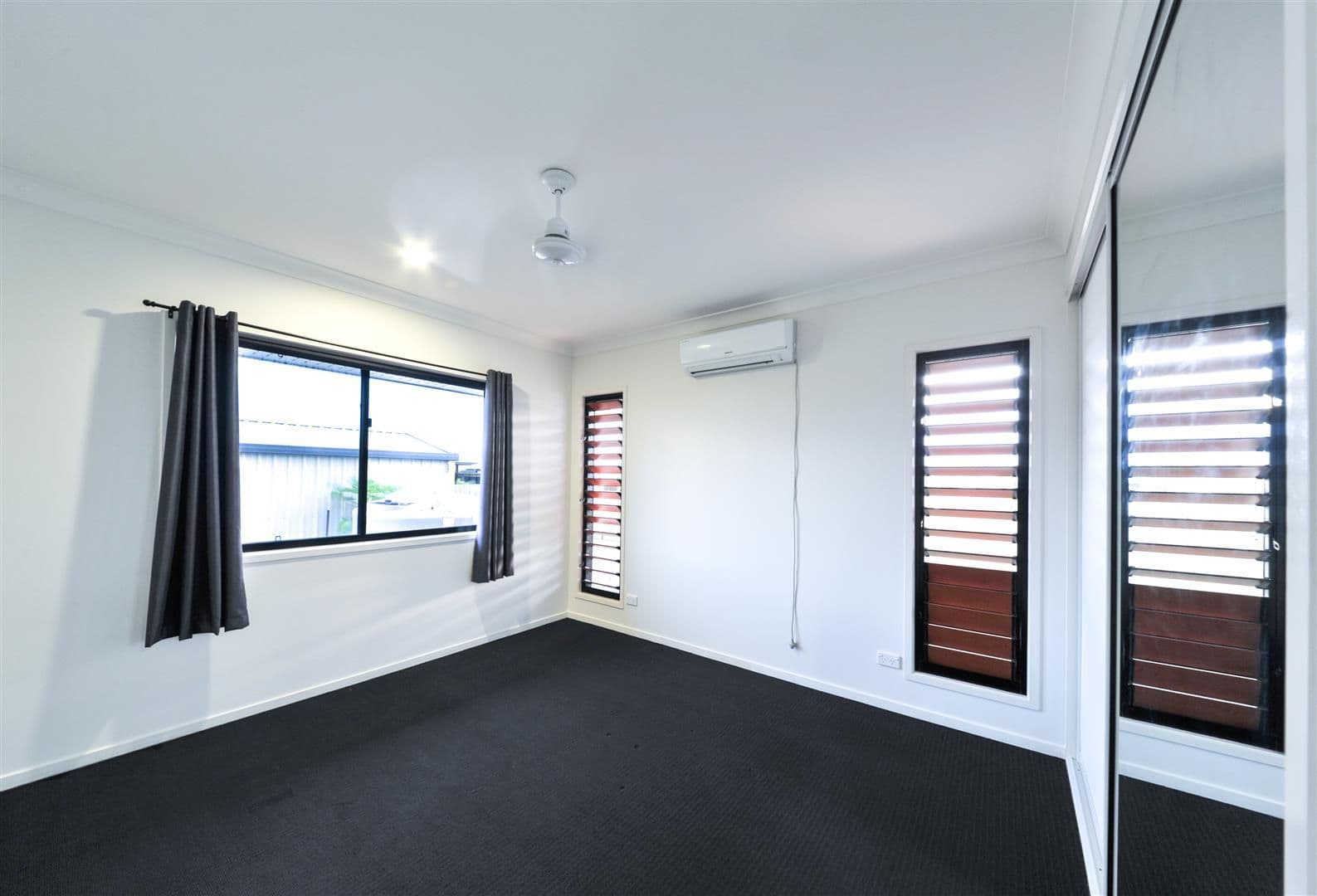 8 Calista Court, PROSERPINE QLD 4800, Proserpine - Thumbnail 7