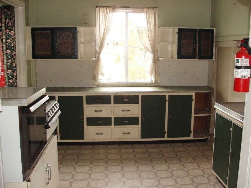60 Upper Dawson Road, ALLENSTOWN QLD 4700, Allenstown - Thumbnail 2