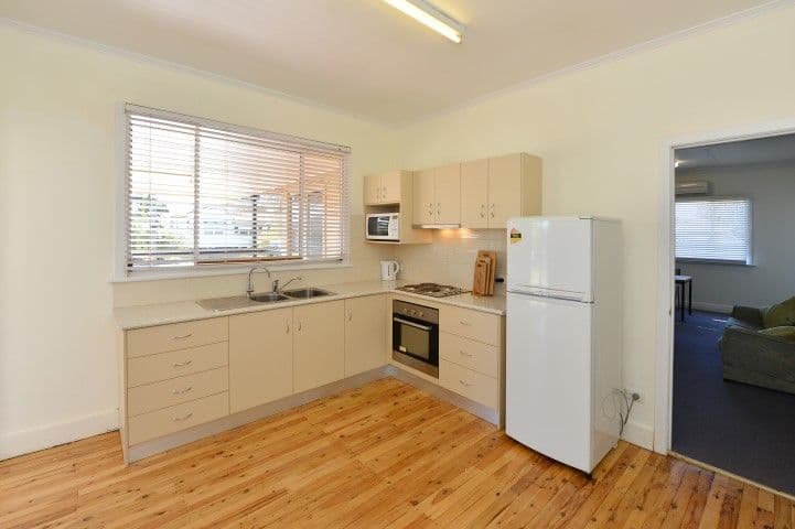 49 Drayton Road, HARRISTOWN QLD 4350, Harristown - Thumbnail 3