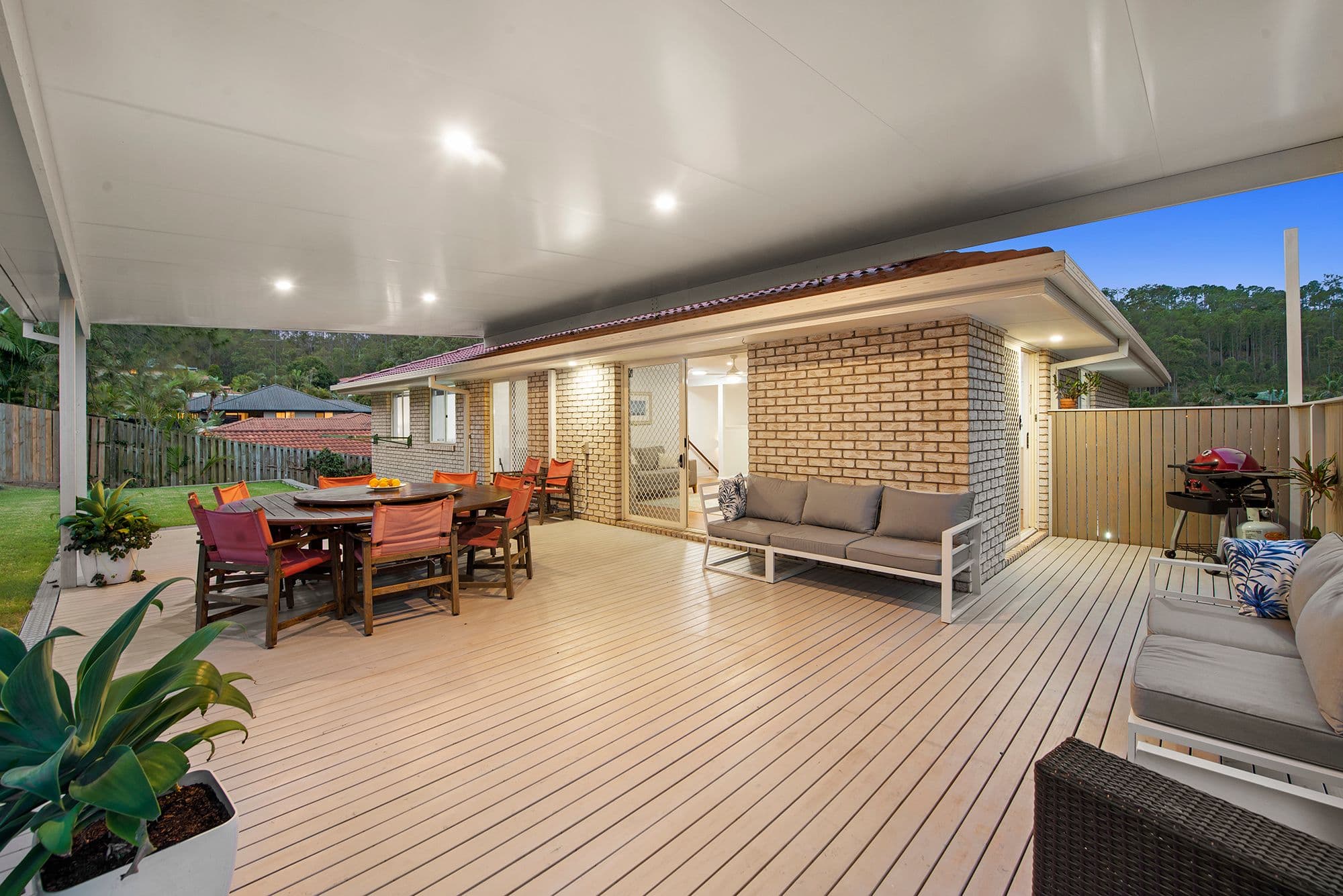 8 Moorea Court, Pacific Pines QLD 4211, Pacific Pines - Thumbnail 2