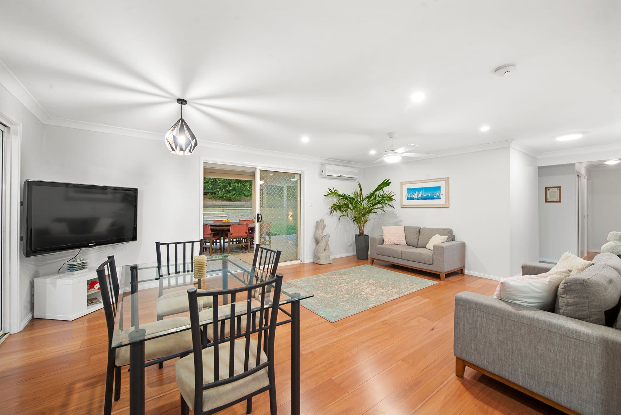 8 Moorea Court, Pacific Pines QLD 4211, Pacific Pines - Thumbnail 6